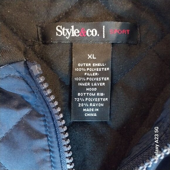 Style & Co. Sport Womens Quilted Hooded Vest XL Polyester & Rayon Blend Black & - Picture 2 of 3